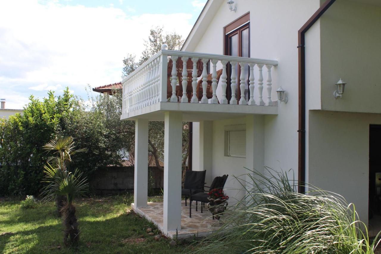 Villa Casa Botanica à Blagaj Extérieur photo
